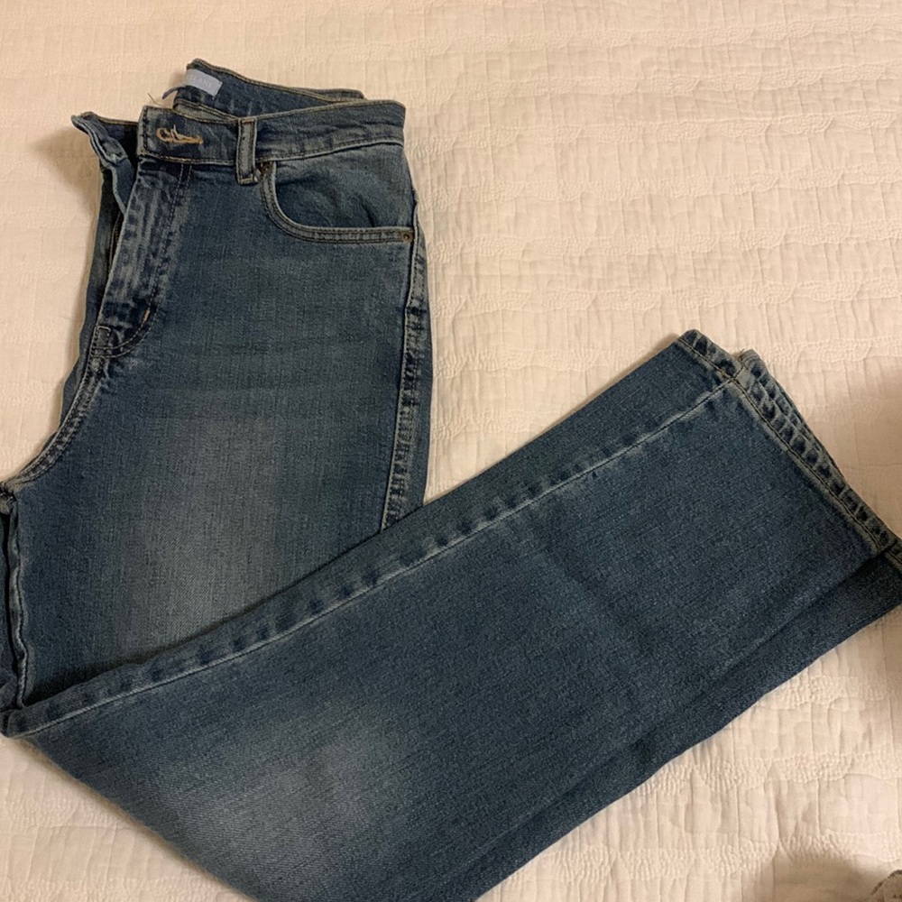 Non-ripped jeans, 98% cotton, 2% elastane, never worn.